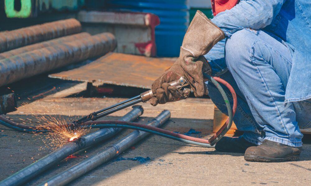 Understanding the Various Types of Pipe Welding Positions: 1G, 2G, 5G & 6G